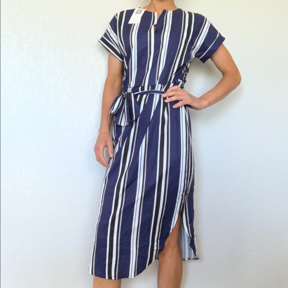Dresses & Skirts - Navy and white striped midi dress